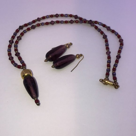 16 3/4" Red And Purple Beaded Necklace with Matching Earrings - Picture 9 of 13